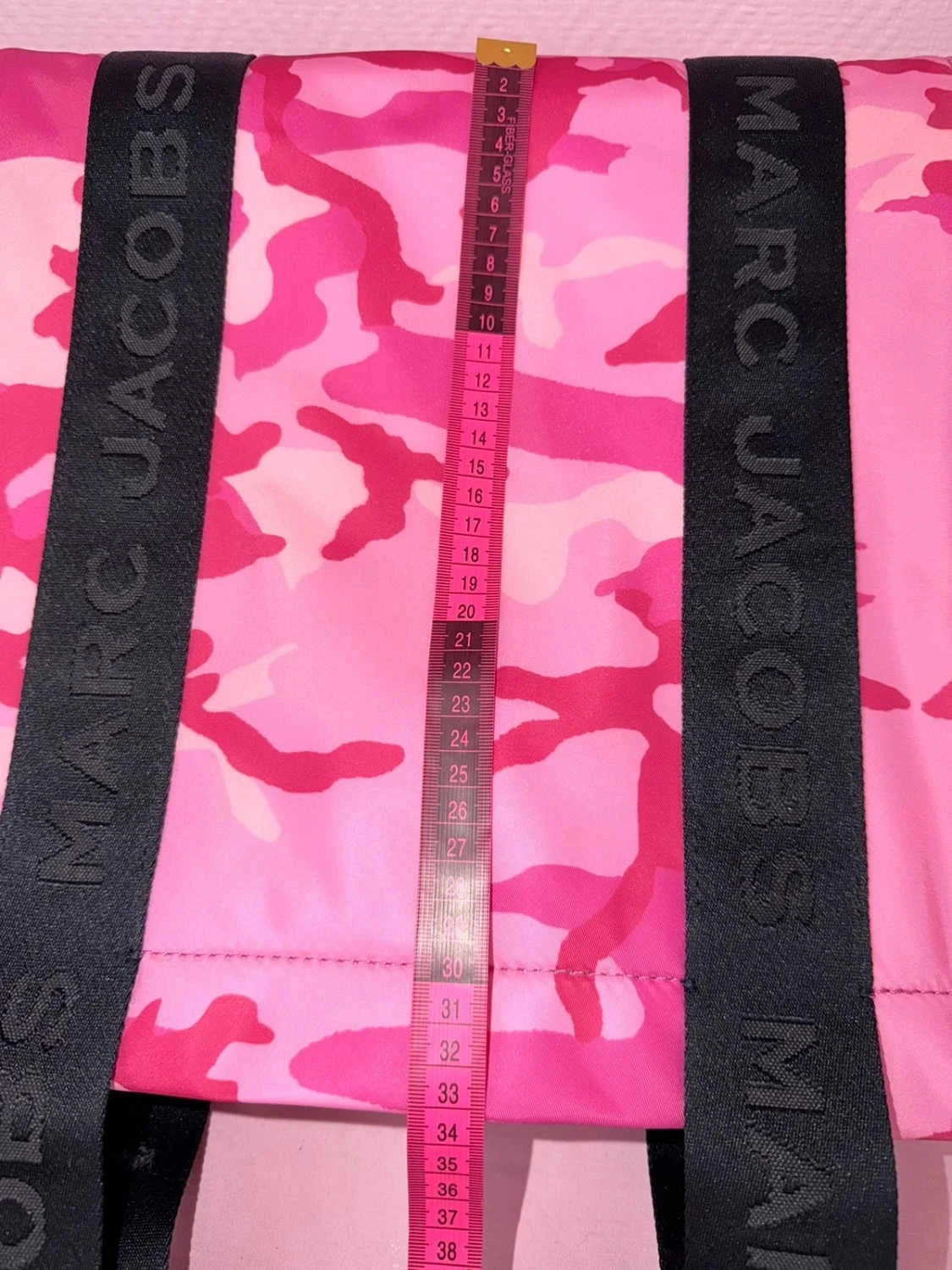Large Marc Jacobs camo rose and black tote bag – photo 17